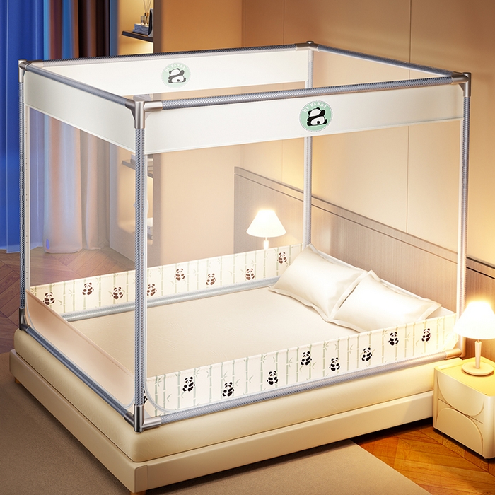 91家纺网 家纺一手货源 找家纺 青竹苑 2025新款三门大版上下布印花外穿坐床蚊帐床笠式防摔方帐 竹子熊