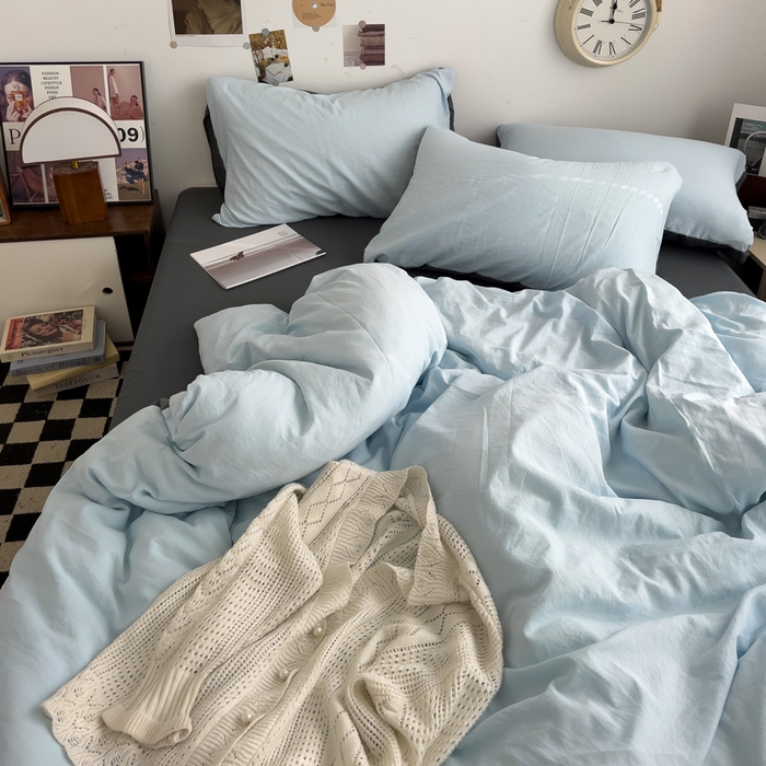 91家纺网 家纺一手货源 找家纺 花伞家居 2025新款纯色拼色柔软亲肤水洗棉简约四件套   奶蓝+深灰