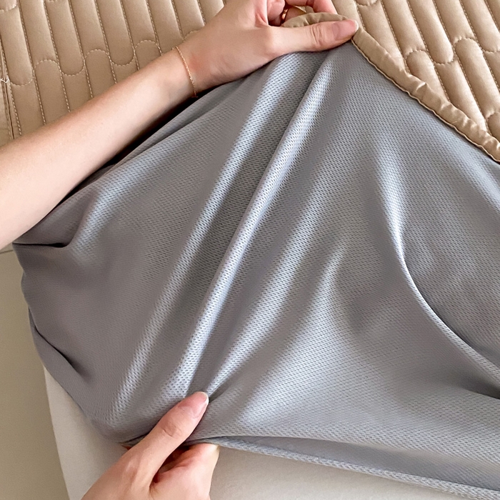 91家纺网 家纺一手货源 找家纺 由有家居 2025新款50S双股长绒棉全棉刺绣绗缝夹棉床笠床垫保护罩 奶茶咖