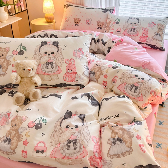 91家纺网 家纺一手货源 找家纺 名兮家居 2025年新款13372全棉印花四件套-卡通系列 芭比小熊