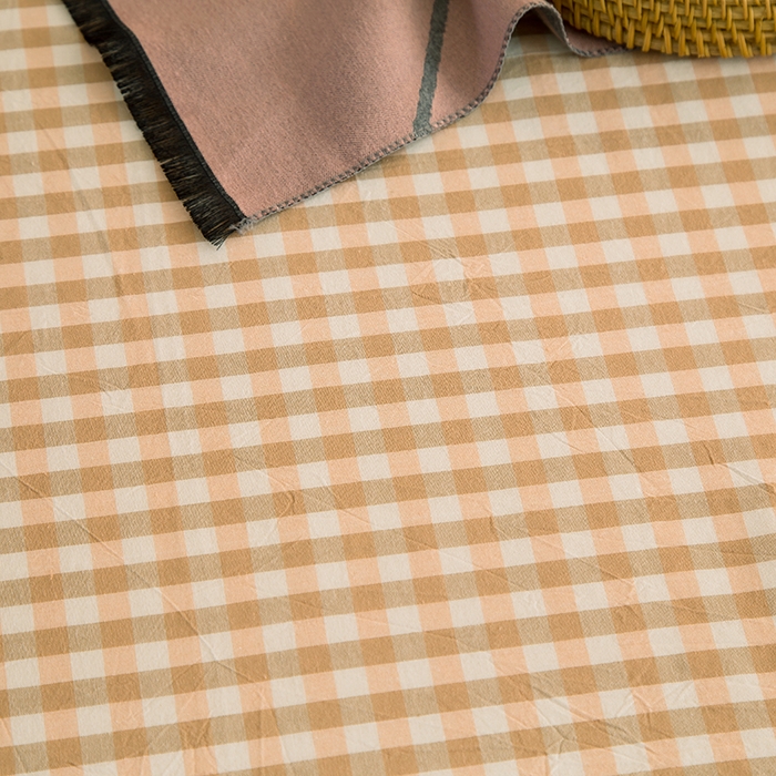 91家纺网 家纺一手货源 找家纺 柠萌家居 2025新款无印风全棉色织A类母婴级纯棉水洗棉床单 蜜粉小格