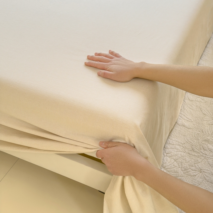 91家纺网 家纺一手货源 找家纺 柠萌家居 2025新款无印风全棉色织A类母婴级纯棉水洗棉床单 米极细条