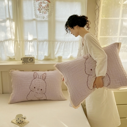 91家纺网 家纺一手货源 找家纺 （总）朴尔家纺-毛巾被 2025新款皱皱纱卡通大版花边全棉四层纱布枕巾