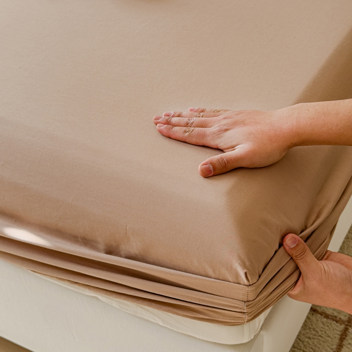 91家纺网 家纺一手货源 找家纺 2025床笠全棉纯色床笠双拼简约床笠三件套可定制 摩卡