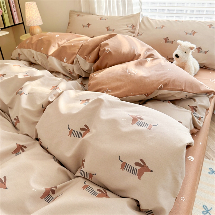 91家纺网 家纺一手货源 找家纺 名兮家居 2025年新款13372全棉印花四件套-卡通系列 弹簧狗