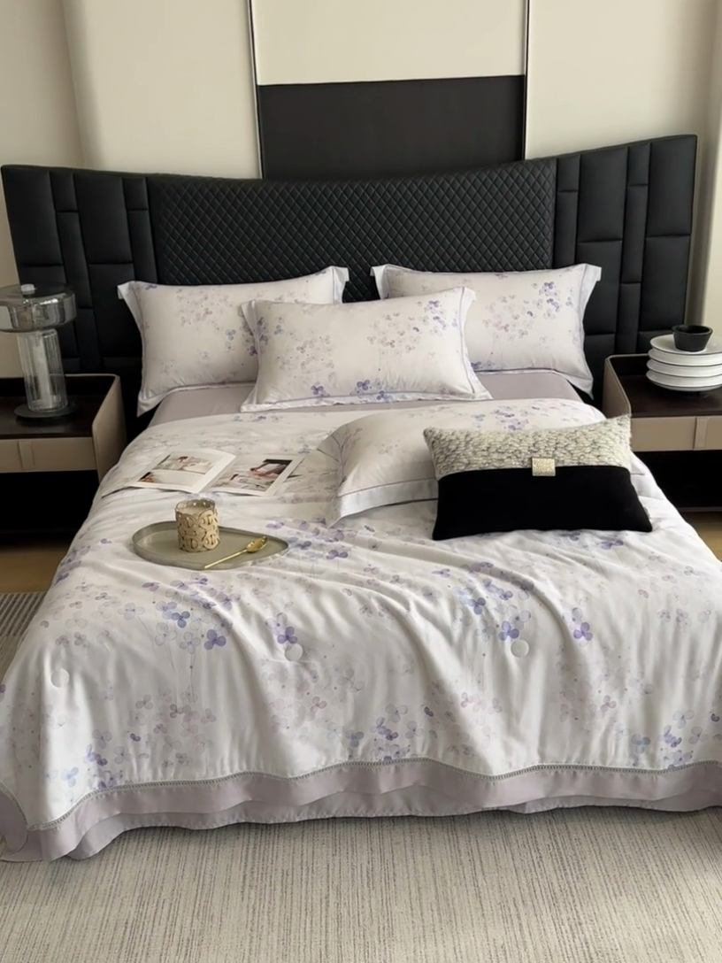 91家纺网 家纺一手货源 找家纺 娇逸家居 2025新款50支印花莱赛尔天丝夏被镂空款花边夏凉被 绮梦