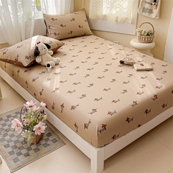 91家纺网 家纺一手货源 找家纺 名兮家居 2025新款13372全棉印花四件套单品系列-单床笠 弹簧狗