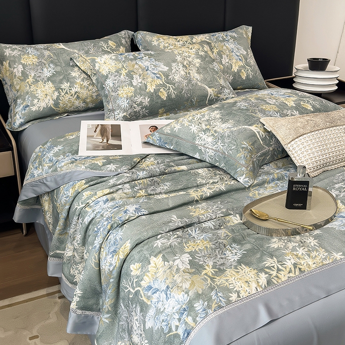 91家纺网 家纺一手货源 找家纺 娇逸家居 2025新款50支印花莱赛尔天丝夏被镂空款花边夏凉被 秋芜