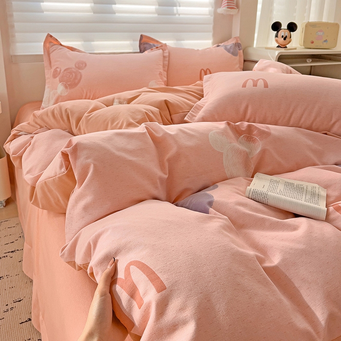 91家纺网 家纺一手货源 找家纺 暖芯优选 2025新款小清新印花全棉磨毛四件套 班尼熊