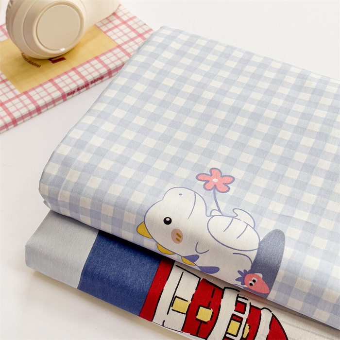 91家纺网 家纺一手货源 找家纺 名兮家居 2025新款13372全棉印花四件套单品系列-单床单 格子恐龙