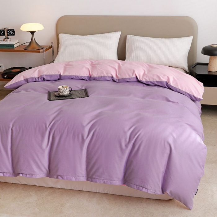 91家纺网 家纺一手货源 找家纺 富馨莱 2025新款60支纯棉纯色双拼四件套 丁香紫+白桃粉