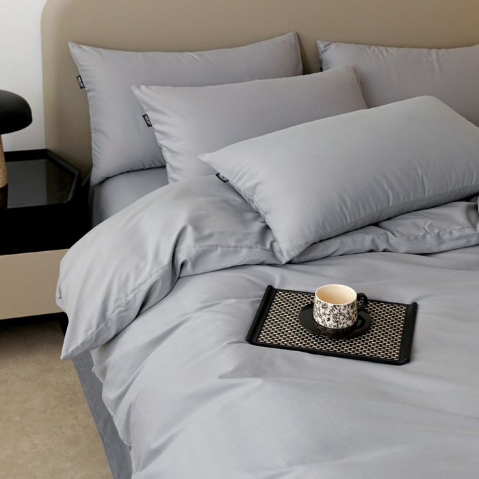 91家纺网 家纺一手货源 找家纺 富馨莱 2025新款60支纯棉纯色双拼四件套 浅灰