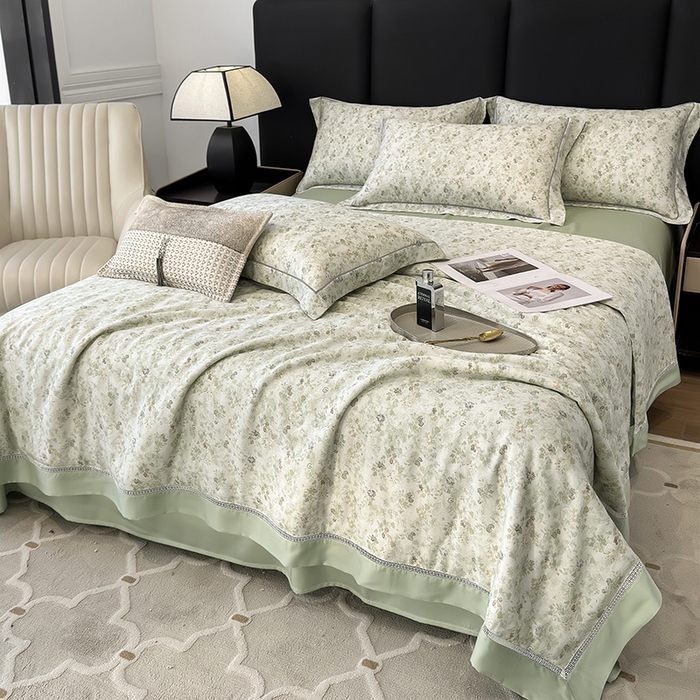 91家纺网 家纺一手货源 找家纺 娇逸家居 2025新款50支印花莱赛尔天丝夏被镂空款花边夏凉被 拾间