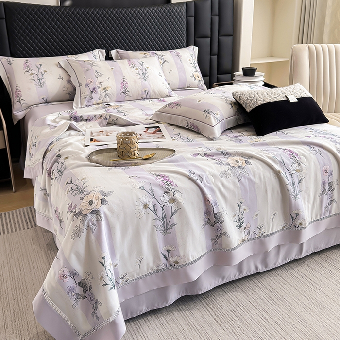 91家纺网 家纺一手货源 找家纺 娇逸家居 2025新款50支印花莱赛尔天丝夏被镂空款花边夏凉被 浅知