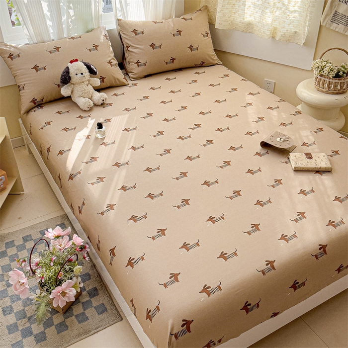 91家纺网 家纺一手货源 找家纺 名兮家居 2025新款13372全棉印花四件套单品系列-单床笠 弹簧狗