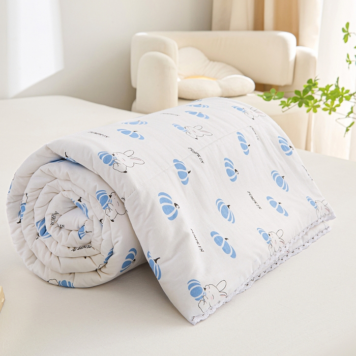 91家纺网 家纺一手货源 找家纺 金泰莱 2025新款里外全棉夏被纱布夏被棉花被子夏凉被纯棉夏被空调被 蓝小兔