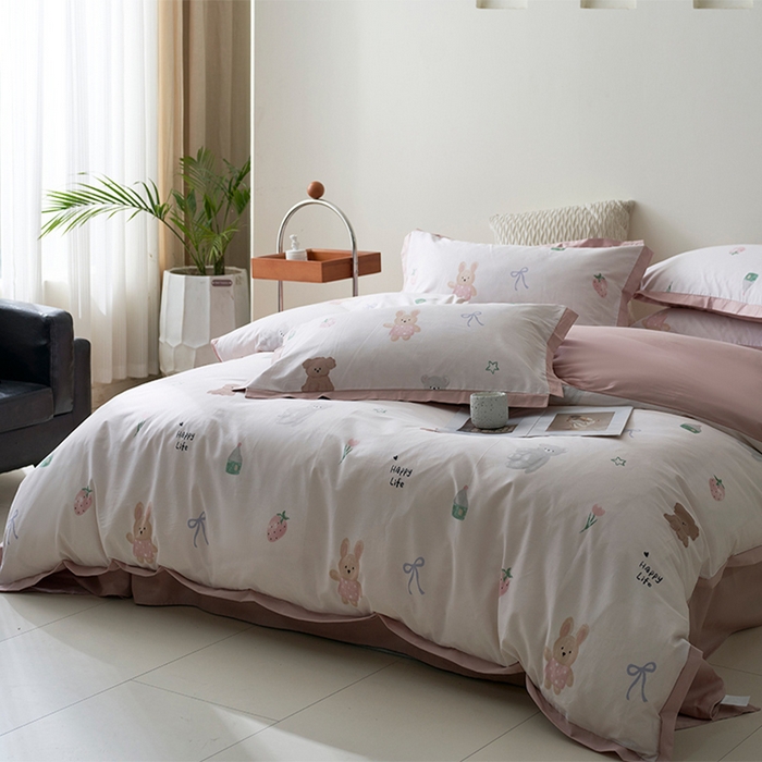 91家纺网 家纺一手货源 找家纺 橙艺家居 2025新款臻品柔棉印花四件套 奇美拉-粉