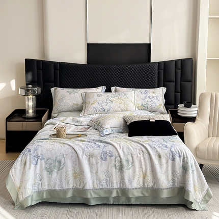 91家纺网 家纺一手货源 找家纺 娇逸家居 2025新款50支印花莱赛尔天丝夏被镂空款花边夏凉被 叶语