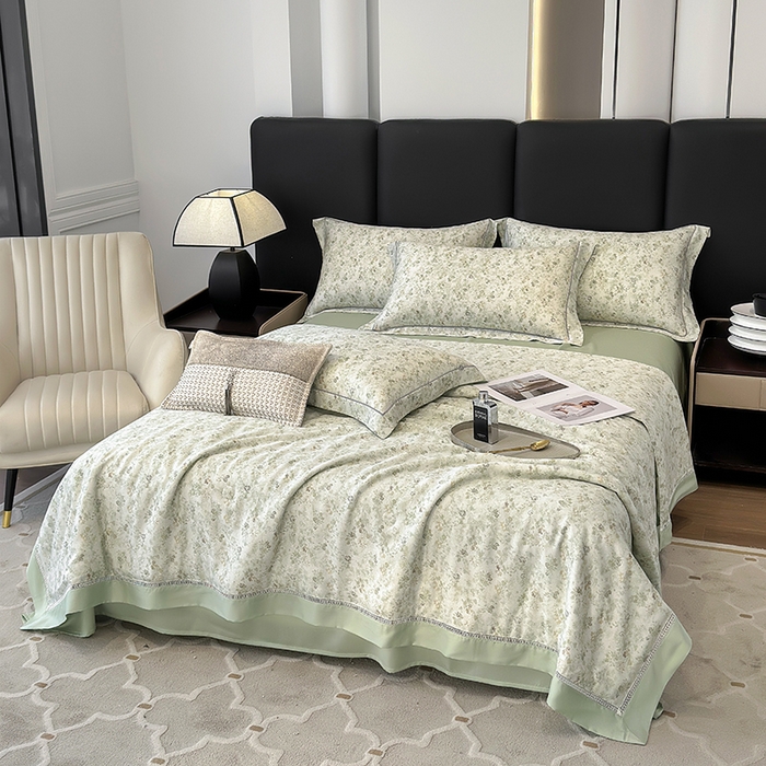 91家纺网 家纺一手货源 找家纺 娇逸家居 2025新款50支印花莱赛尔天丝夏被镂空款花边夏凉被 拾间