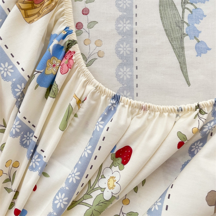 91家纺网 家纺一手货源 找家纺 名兮家居 2025新款13372全棉印花四件套单品系列-单床笠 草莓兔兔