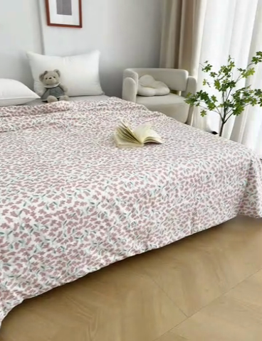 91家纺网 家纺一手货源 找家纺 首爱小清新印花里外全棉夏被纱布夏被纯棉夏被棉花被夏凉被空调被子儿童夏被 春分