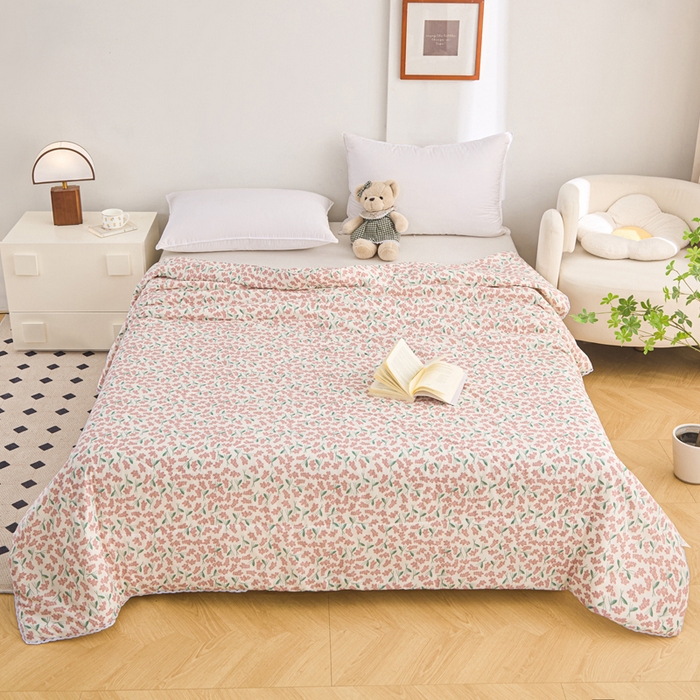 91家纺网 家纺一手货源 找家纺 首爱小清新印花里外全棉夏被纱布夏被纯棉夏被棉花被夏凉被空调被子儿童夏被 春分