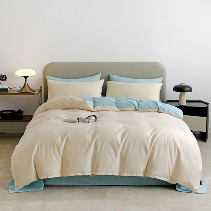 91家纺网 家纺一手货源 找家纺 富馨莱 2025新款60支纯棉纯色双拼四件套 奶白+婴儿蓝