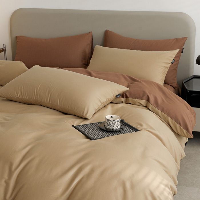 91家纺网 家纺一手货源 找家纺 富馨莱 2025新款60支纯棉纯色双拼四件套 卡其+亚麻咖