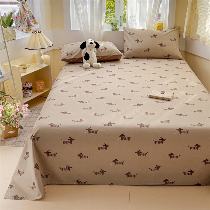 91家纺网 家纺一手货源 找家纺 名兮家居 2025新款13372全棉印花四件套单品系列-单床单 弹簧狗