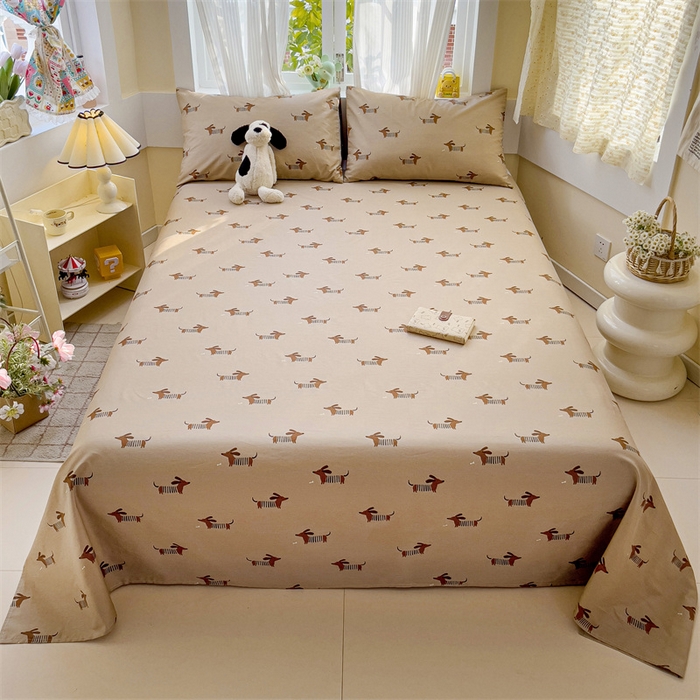 91家纺网 家纺一手货源 找家纺 名兮家居 2025新款13372全棉印花四件套单品系列-单床单 弹簧狗