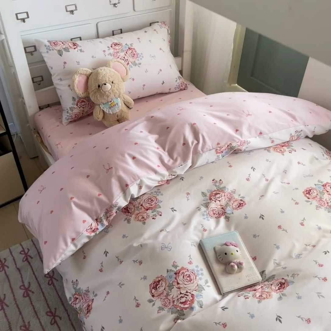 91家纺网 家纺一手货源 找家纺 寻米 2025新款13070全棉水洗棉学生三件套 繁华锦绣