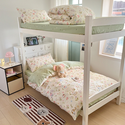 91家纺网 家纺一手货源 找家纺 寻米 2025新款13070全棉水洗棉学生三件套 花园小狗