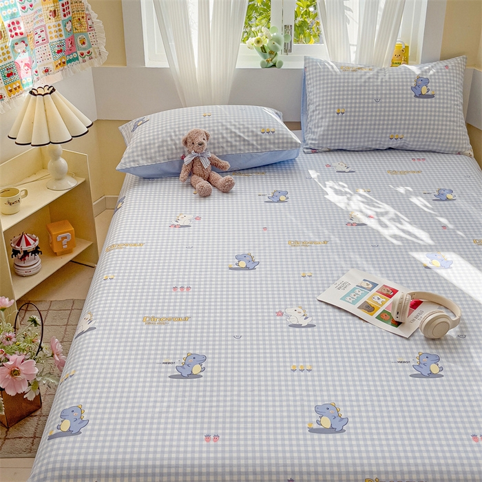 91家纺网 家纺一手货源 找家纺 名兮家居 2025新款13372全棉印花四件套单品系列-单床单 格子恐龙