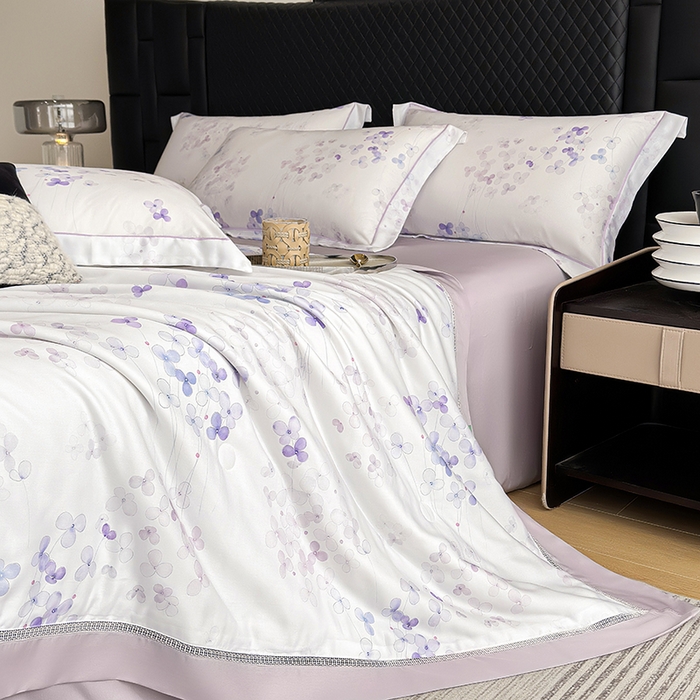 91家纺网 家纺一手货源 找家纺 娇逸家居 2025新款50支印花莱赛尔天丝夏被镂空款花边夏凉被 绮梦