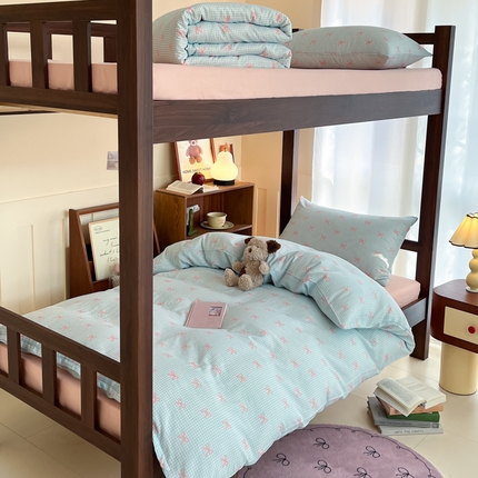 91家纺网 家纺一手货源 找家纺 寻米 2025新款A类全棉双层纱学生三件套 情书