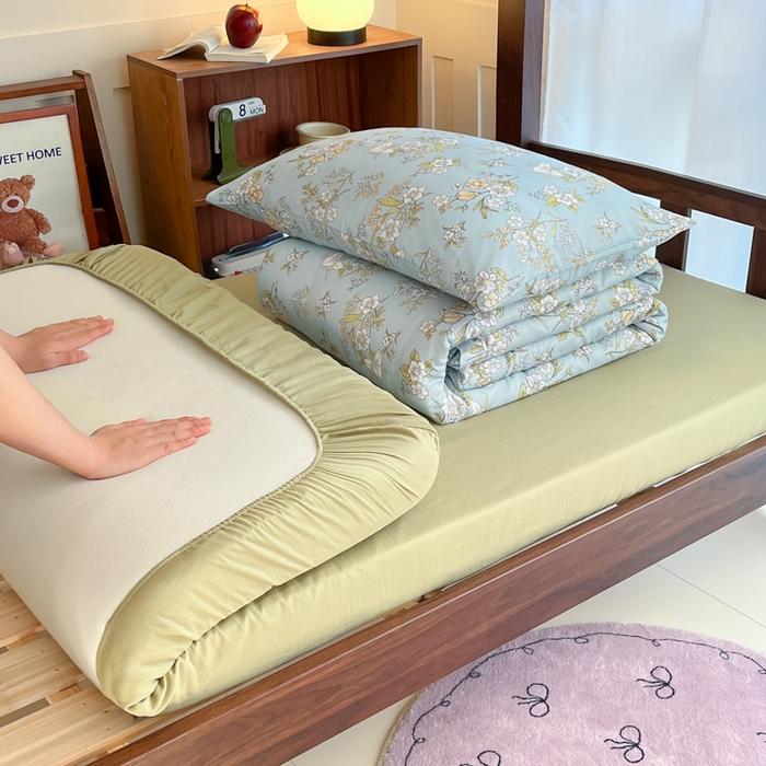 91家纺网 家纺一手货源 找家纺 寻米 2025新款A类全棉双层纱学生三件套 澜月