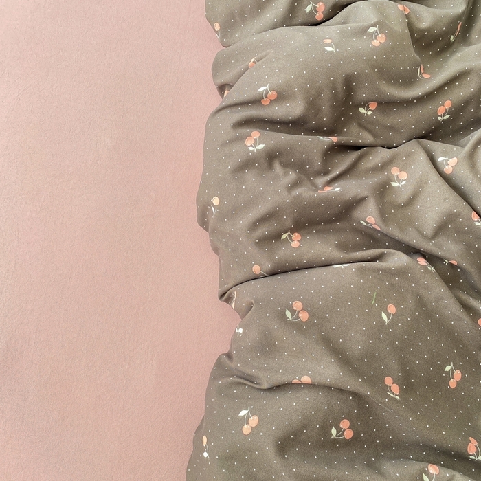 91家纺网 家纺一手货源 找家纺 欧尚 2025新款有氧针织双层纱四件套 黑色樱桃