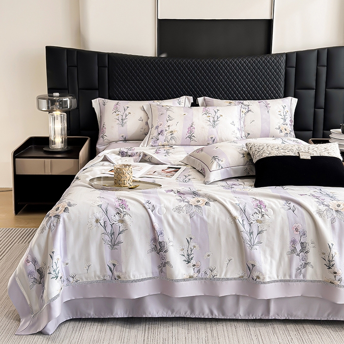 91家纺网 家纺一手货源 找家纺 娇逸家居 2025新款50支印花莱赛尔天丝夏被镂空款花边夏凉被 浅知