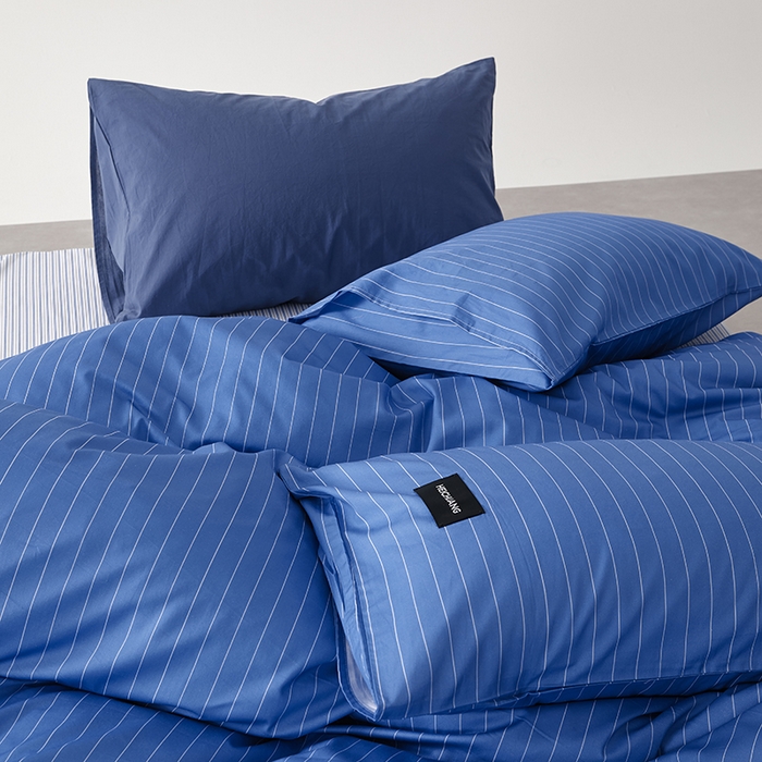 91家纺网 家纺一手货源 找家纺 怡家居  2025新款极简黑标系列蓝色条纹四件套 半夏