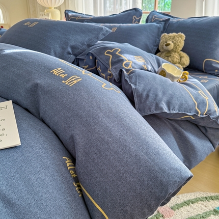 91家纺网 家纺一手货源 找家纺 正莱欣 2025新品加厚生态棉磨毛四件套高克重植物羊绒床单款床笠款四件套大量现货 梦游海洋,梦游海洋