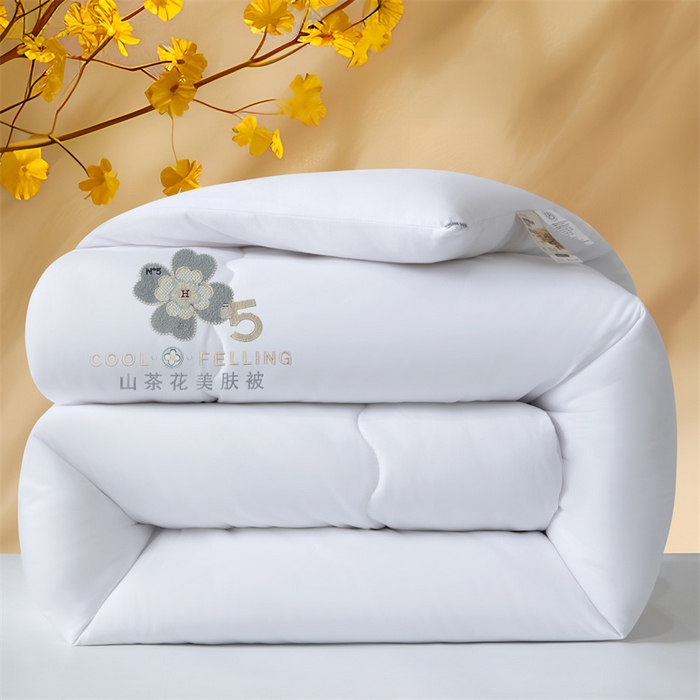 91家纺网 家纺一手货源 找家纺 瑶瑶家居床垫 2025新款山茶花大豆被子被芯 山茶花-白