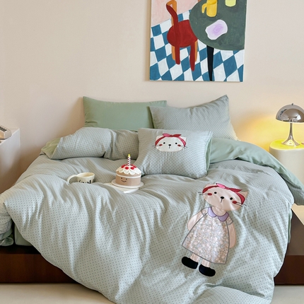 91家纺网 家纺一手货源 找家纺 （总）卡巴伦家纺 2025新款全棉A类双层纱印花贴布绣四件套【全网控价(折后券后)不低于标准278/小号238元】