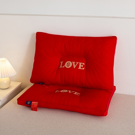 萌番宝 2025新款婚庆枕芯全棉纯棉婚庆护颈椎助眠大红色枕芯陪嫁家用枕头枕芯 LOVE款48x74cm/只