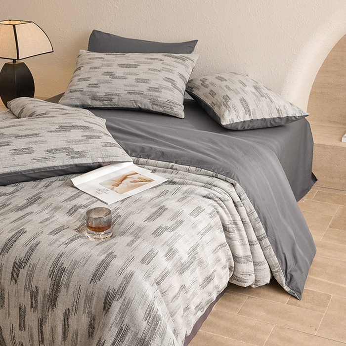 91家纺网 家纺一手货源 找家纺 2025新款全棉三层纱色织大提花四件套系列 追夏-深灰