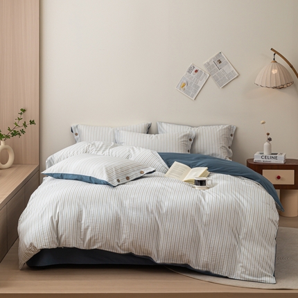 91家纺网 家纺一手货源 找家纺 （总）女子家纺 2025新款色织小提花简约条纹水洗棉纽扣四件套