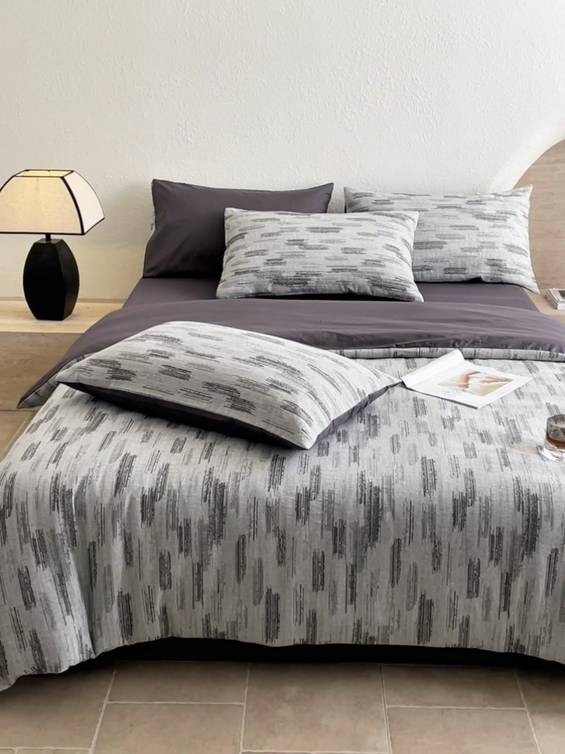 91家纺网 家纺一手货源 找家纺 2025新款全棉三层纱色织大提花四件套系列 追夏-深灰