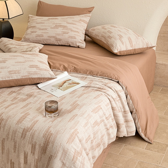 91家纺网 家纺一手货源 找家纺 2025新款全棉三层纱色织大提花四件套系列 追夏-咖