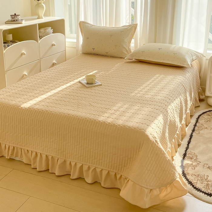 91家纺网 家纺一手货源 找家纺 尚美 2025新款小碎花针织棉床盖四件套 波点蝴蝶