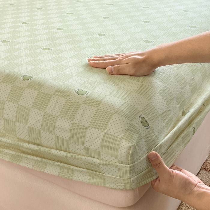 91家纺网 家纺一手货源 找家纺 晨希家居 2025新款全棉A类双层纱床笠 勿忘我