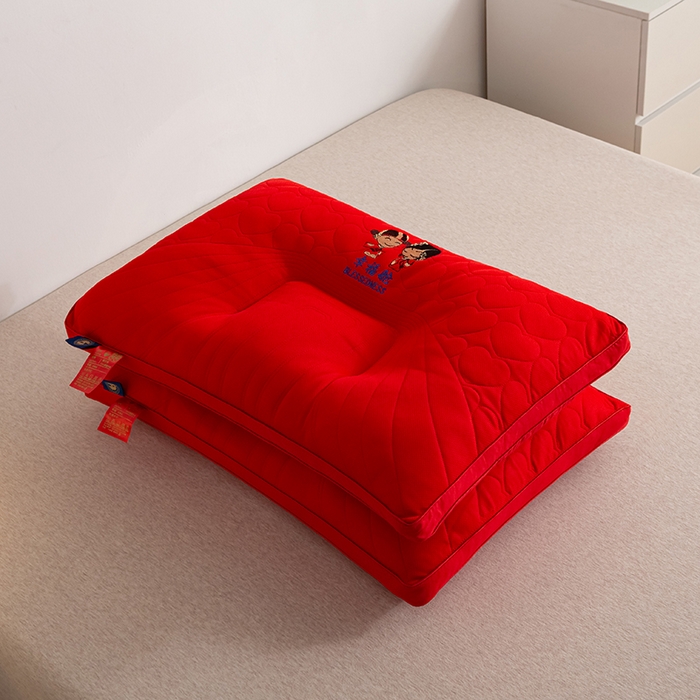 91家纺网 家纺一手货源 找家纺 （总）萌番宝 2025新款婚庆枕芯全棉纯棉婚庆护颈椎助眠大红色枕芯陪嫁家用枕头枕芯